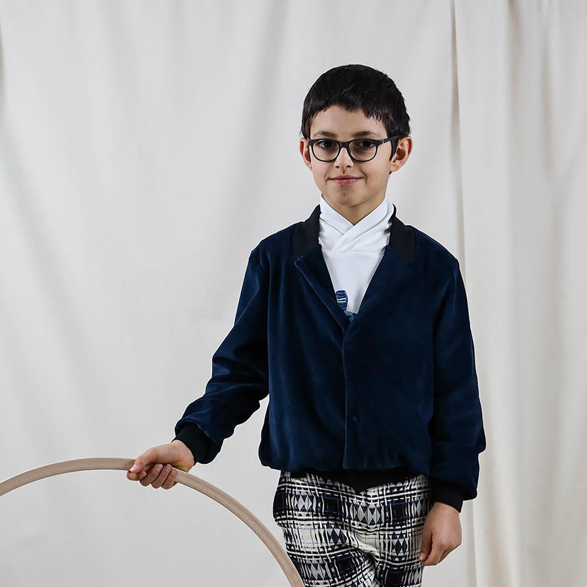 Kinder Samt-Blazer Benzinblau – Unisex Dandy-Jacke 100% Baumwolle | Infantium Victoria