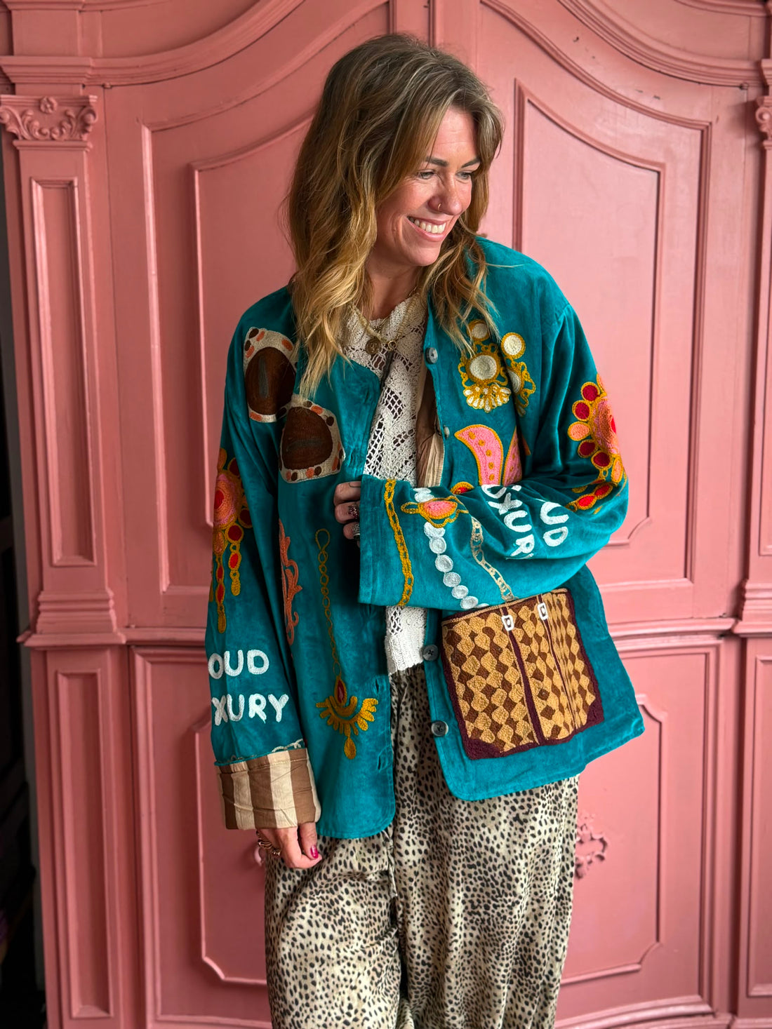 TOUT – Laute Luxusjacke aus Samt – Türkis – Oversized