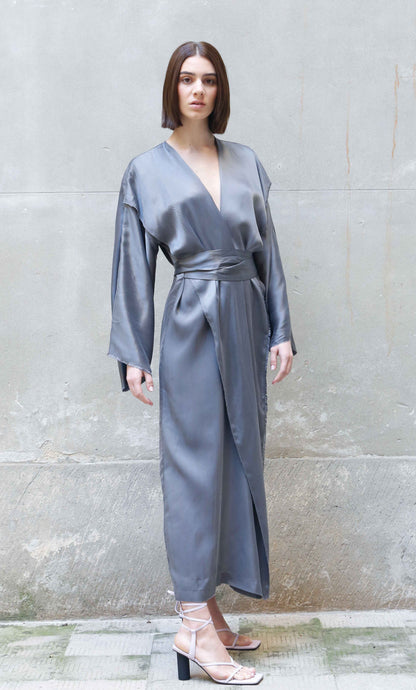 Bemberg Kimono-Wickelkleid | Weite Ärmel | Grau &amp; Schwarz | Zero-Waste | ZEROBARRACENTO