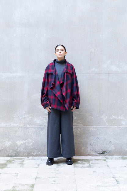 Kurzer Trenchcoat aus recycelter Wolle | Gingham | Zero-Waste | ZEROBARRACENTO
