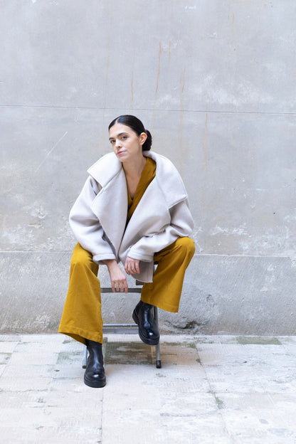 Kurzer Trenchcoat aus recycelter Wolle | Gingham | Zero-Waste | ZEROBARRACENTO