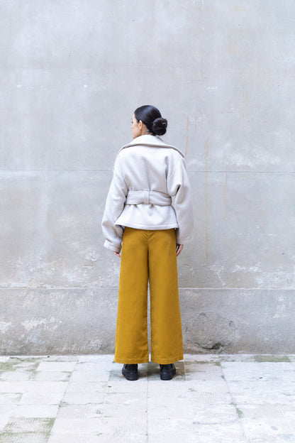 Kurzer Trenchcoat aus recycelter Wolle | Gingham | Zero-Waste | ZEROBARRACENTO