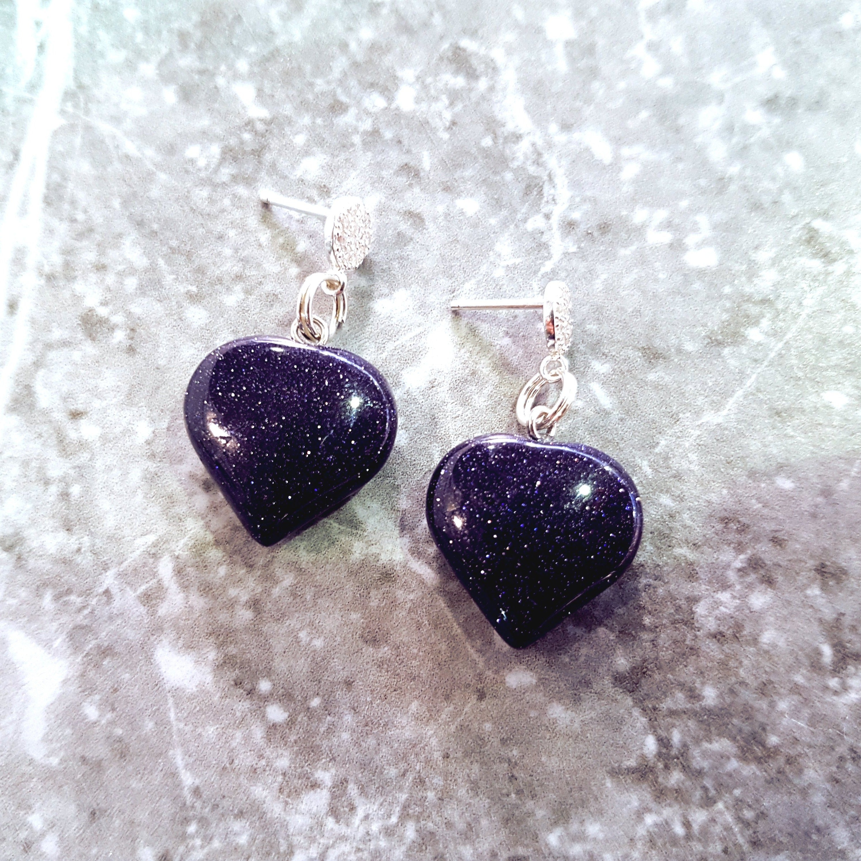 Blue Goldstone Ohrstecker mit Zirkonia – Herz-Design aus 925 Sterlingsilber | nlanlaVictory