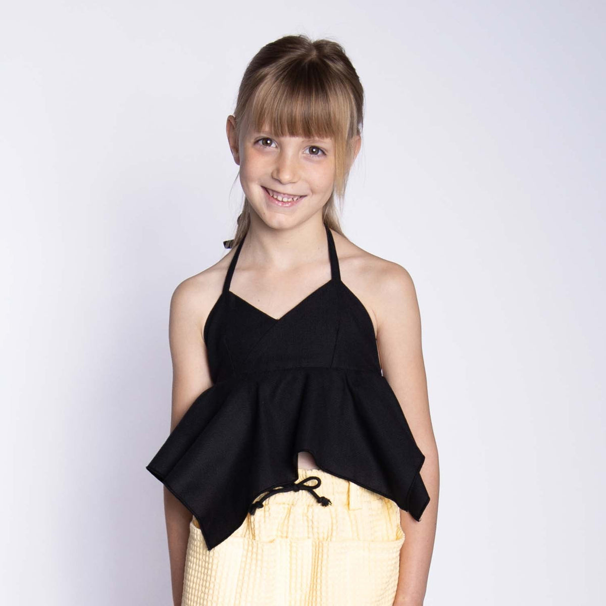 Kids Black Asymmetrical Top ao
