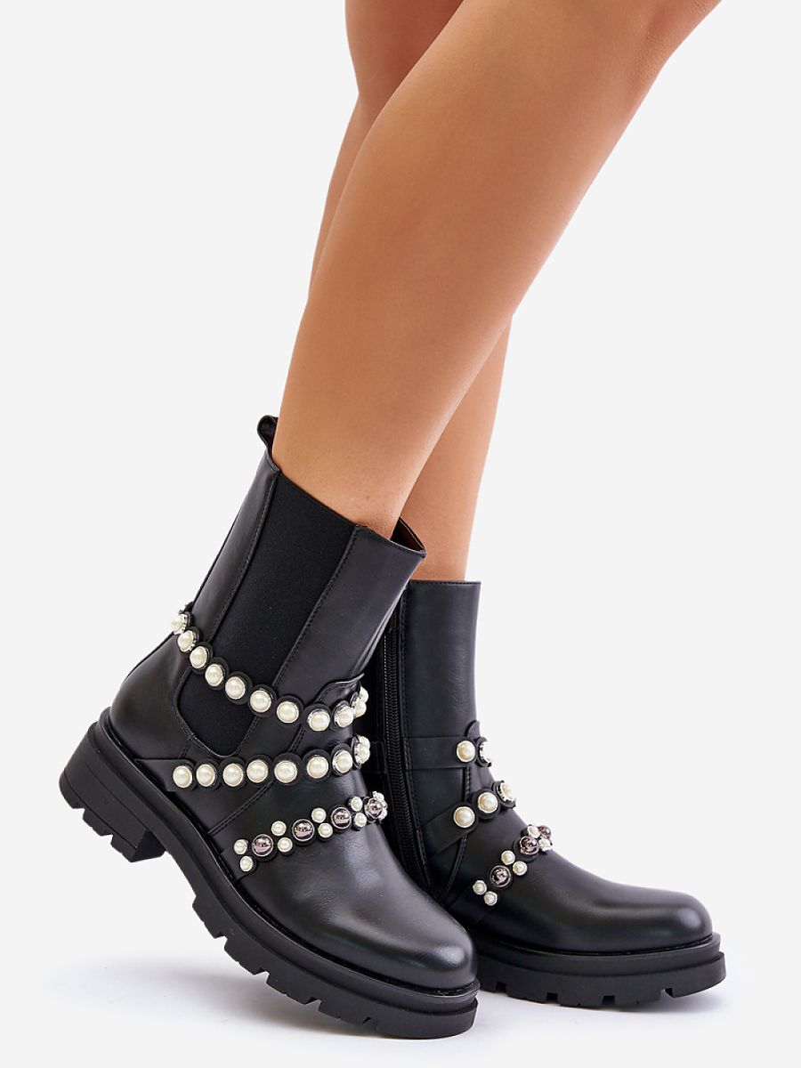 Jodhpur-Stiefelmodell 202646 Step in Style – Schwarze Damen-Stiefelette aus Öko-Leder mit Streifen-Detail &amp; Reißverschluss