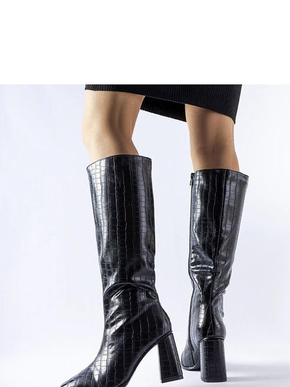 Stiletto-Stiefel Ferruccio Modell 204730 Solea – Schwarze Damen-Winterstiefel aus Öko-Leder mit 9 cm Absatz, Eckiger Spitze &amp; Wärmeisolierung