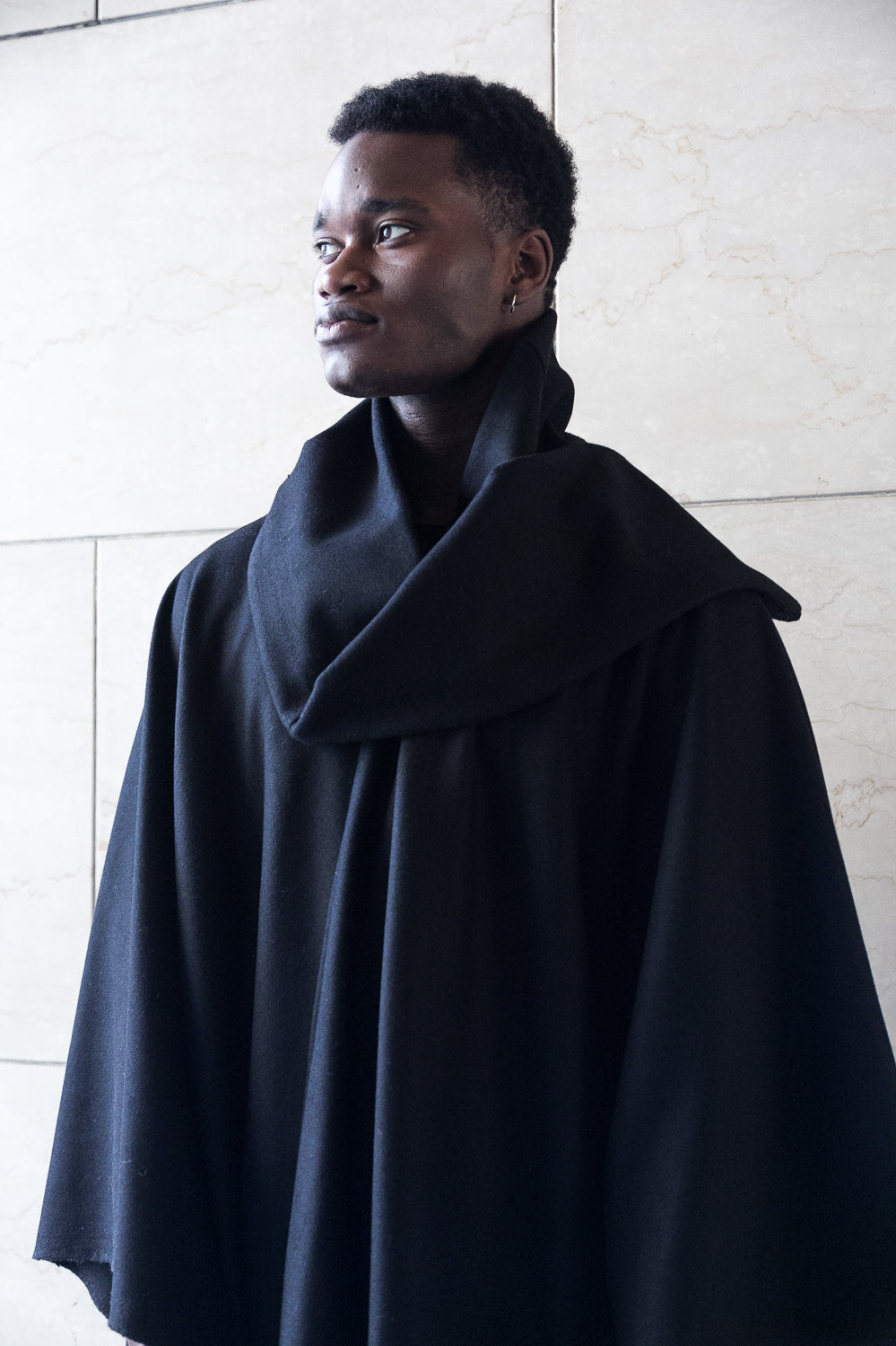 Recycelter Wollschal | Schwarz oder Weiß | One Size | ZEROBARRACENTO