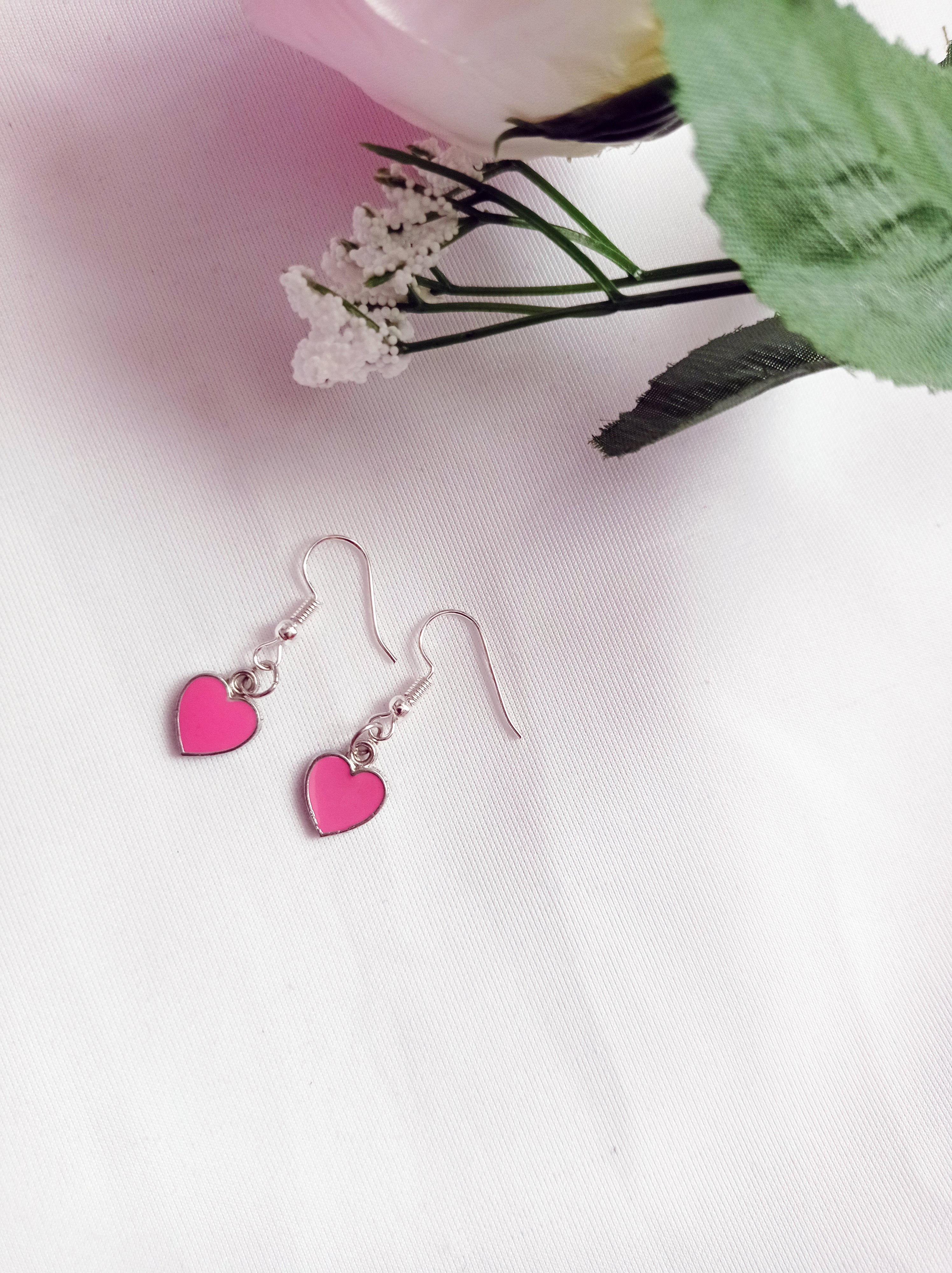 Rosarote Herz-Ohrringe – Queen of Hearts Collection | lovedbynlanla