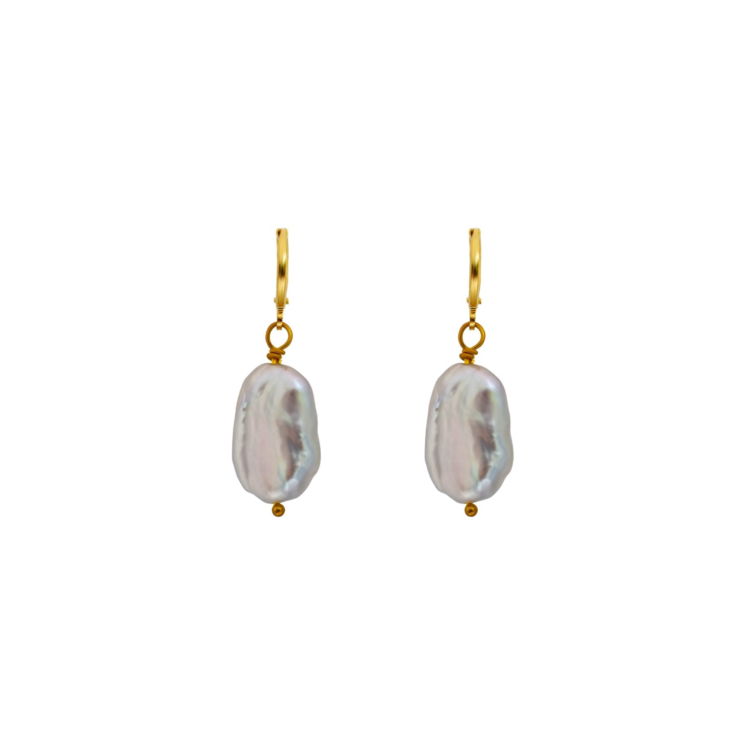 Silberne Süßwasserperlen Huggie Ohrringe – Organisch & Handgewählt | Ifemi Jewels