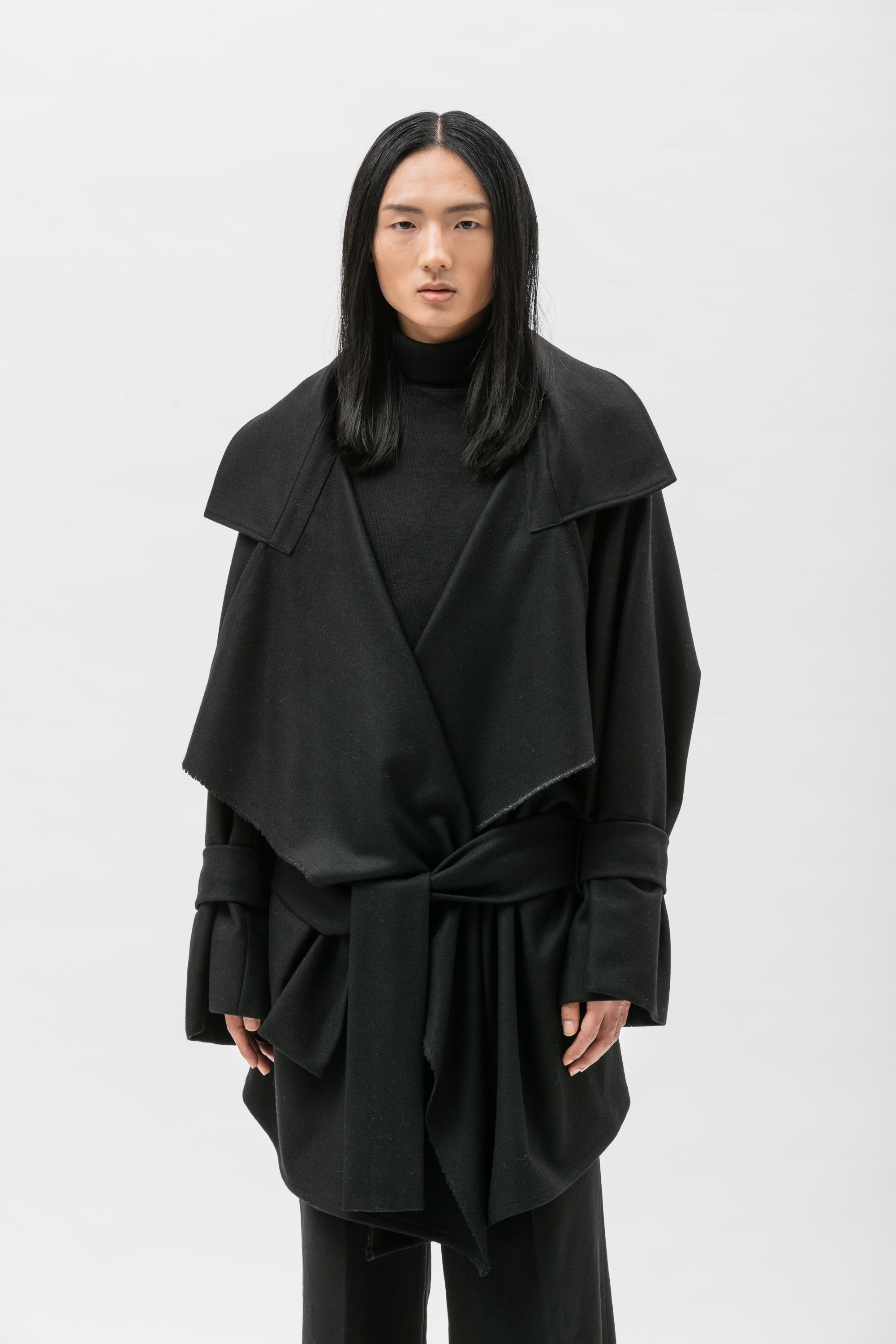 ALEX Oversized Trenchcoat Schwarz | Recyceltes Material | Zero-Waste | ZEROBARRACENTO