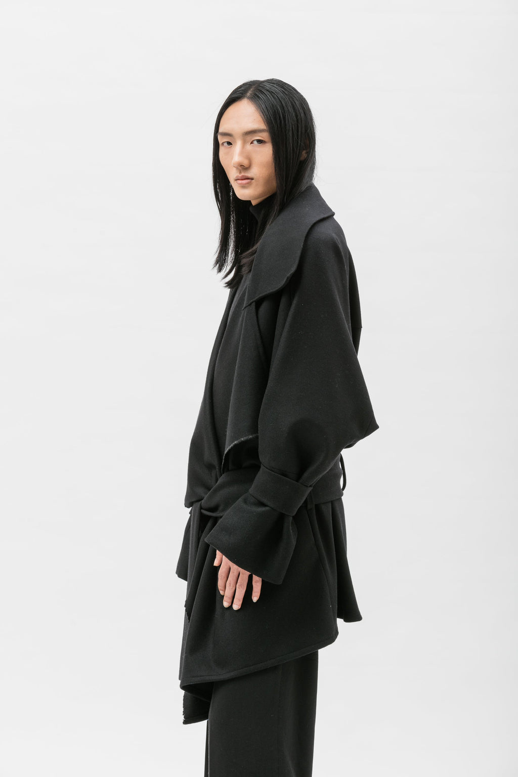 ALEX Oversized Trenchcoat Schwarz | Recyceltes Material | Zero-Waste | ZEROBARRACENTO