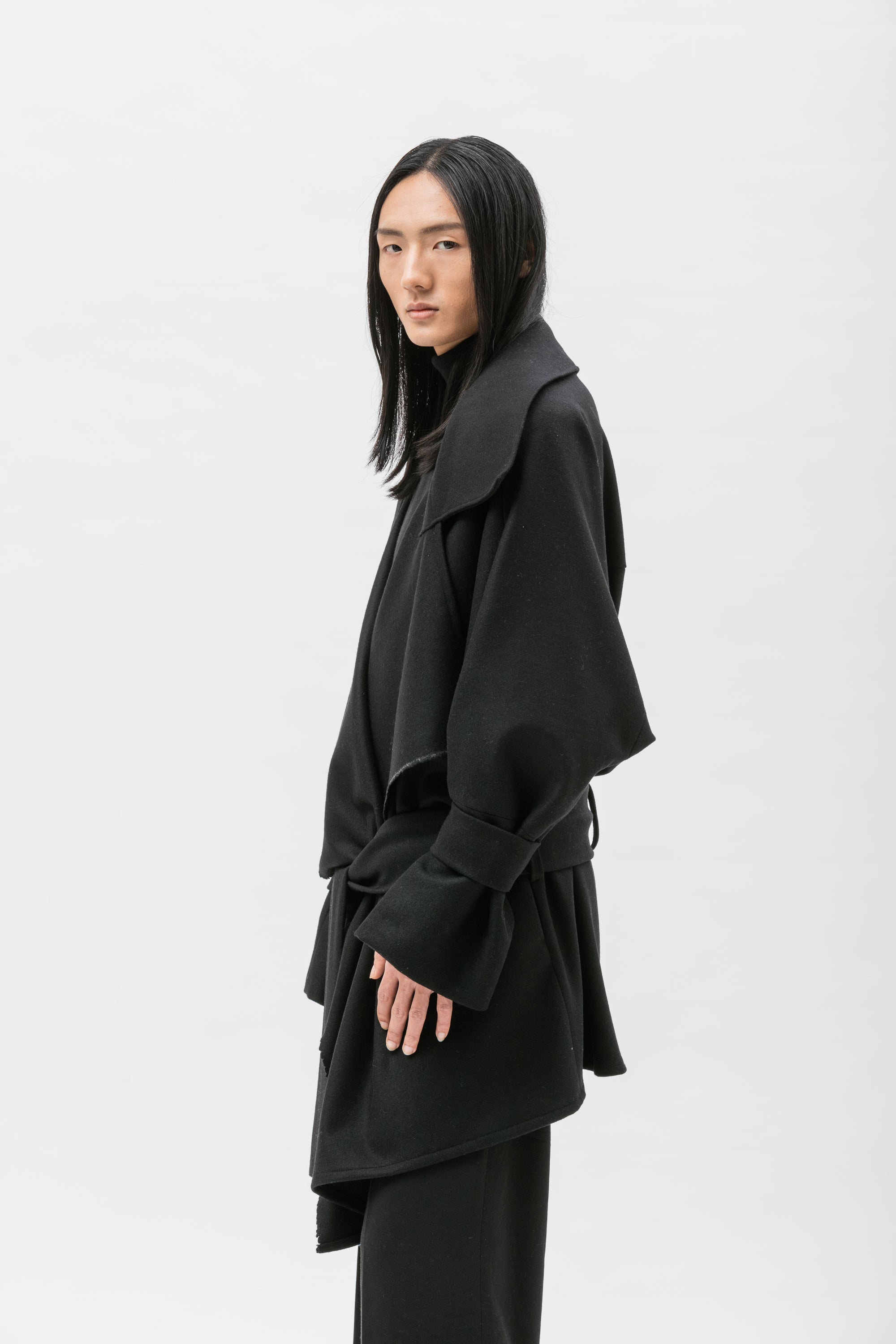 ALEX Oversized Trenchcoat Schwarz | Recyceltes Material | Zero-Waste | ZEROBARRACENTO